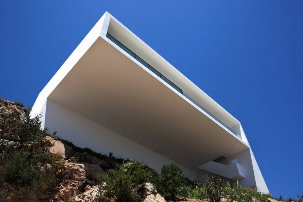 House on the Cliff from below